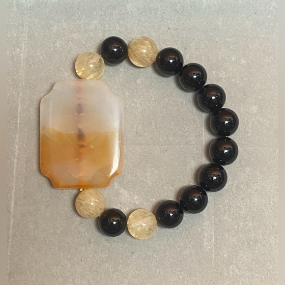 Agate & Black Onyx Beaded Bracelet With Silver Celtic Heart-Knot Cross - Picture 4 of 5